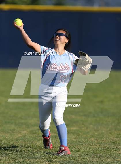 Thumbnail 1 in Hillsdale vs. Notre Dame (CIF CCS D2 Final) photogallery.