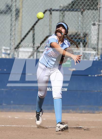 Thumbnail 2 in Hillsdale vs. Notre Dame (CIF CCS D2 Final) photogallery.
