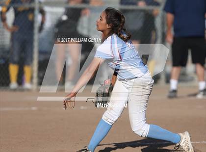 Thumbnail 2 in Hillsdale vs. Notre Dame (CIF CCS D2 Final) photogallery.