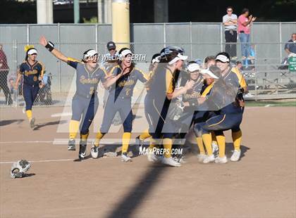 Thumbnail 1 in Hillsdale vs. Notre Dame (CIF CCS D2 Final) photogallery.