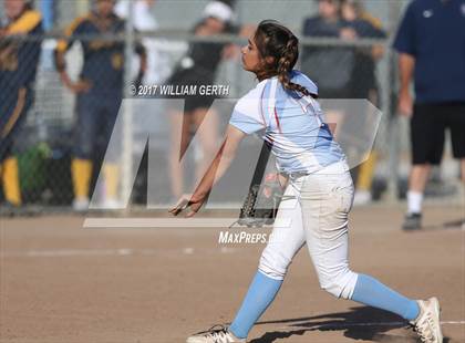 Thumbnail 3 in Hillsdale vs. Notre Dame (CIF CCS D2 Final) photogallery.