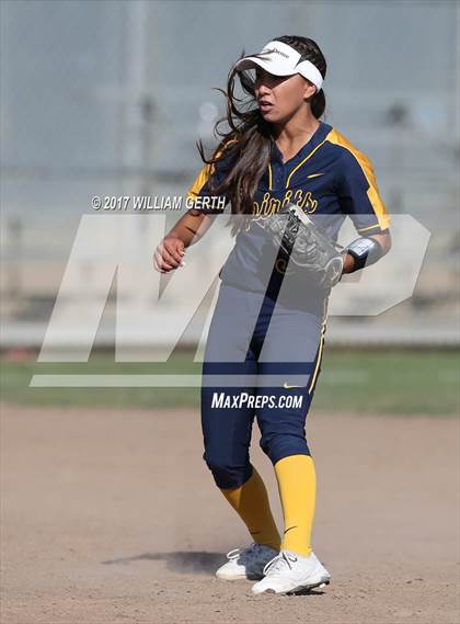 Thumbnail 2 in Hillsdale vs. Notre Dame (CIF CCS D2 Final) photogallery.