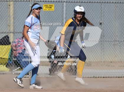 Thumbnail 3 in Hillsdale vs. Notre Dame (CIF CCS D2 Final) photogallery.