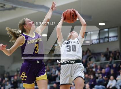 Thumbnail 1 in Bloom-Carroll vs. Granville (OHSAA D2 District Final) photogallery.