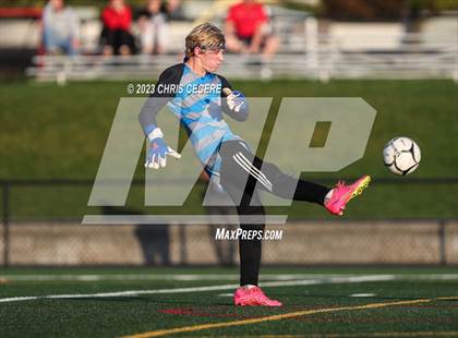Thumbnail 2 in Wayne @ Aquinas Institute (NYSPHSAA 5A Semifinal) photogallery.