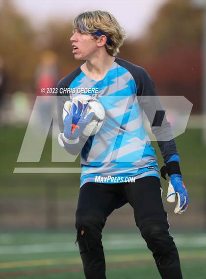 Thumbnail 3 in Wayne @ Aquinas Institute (NYSPHSAA 5A Semifinal) photogallery.