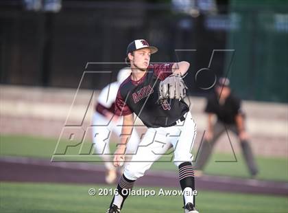 Thumbnail 2 in Wylie vs. Whitehouse (UIL Class 5A Region II Semifinal) photogallery.