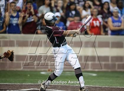 Thumbnail 2 in Wylie vs. Whitehouse (UIL Class 5A Region II Semifinal) photogallery.
