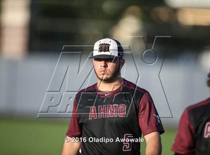Thumbnail 3 in Wylie vs. Whitehouse (UIL Class 5A Region II Semifinal) photogallery.