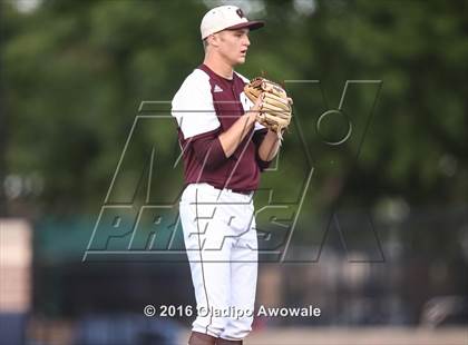 Thumbnail 3 in Wylie vs. Whitehouse (UIL Class 5A Region II Semifinal) photogallery.
