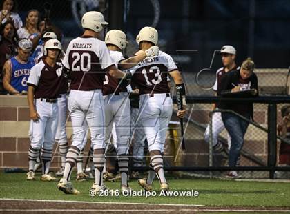 Thumbnail 3 in Wylie vs. Whitehouse (UIL Class 5A Region II Semifinal) photogallery.