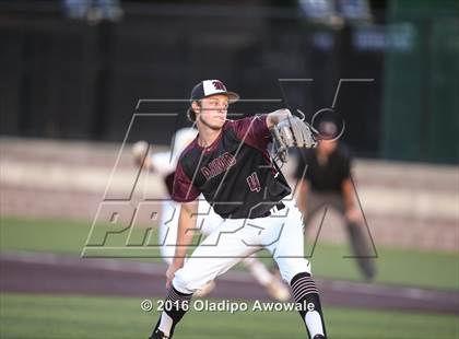 Thumbnail 3 in Wylie vs. Whitehouse (UIL Class 5A Region II Semifinal) photogallery.