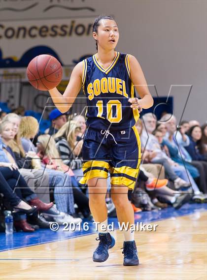Thumbnail 3 in Scotts Valley vs Soquel (SCCAL Championship) photogallery.