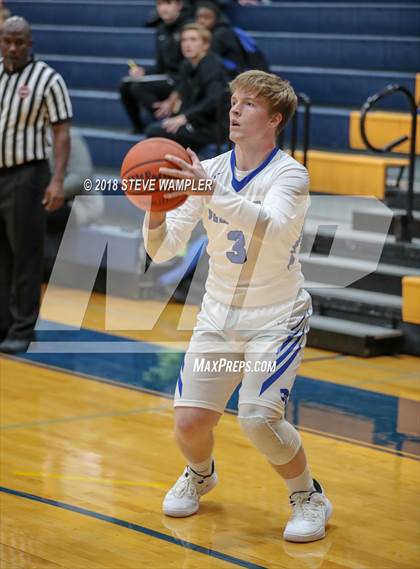 Thumbnail 2 in Shelbyville Central @ Wilson Central photogallery.