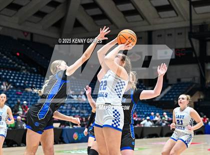 Thumbnail 3 in Fannin County vs. Banks County (GHSA A Division I Championship) photogallery.