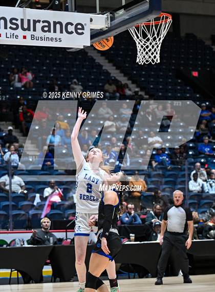 Thumbnail 3 in Fannin County vs. Banks County (GHSA A Division I Championship) photogallery.