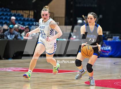 Thumbnail 2 in Fannin County vs. Banks County (GHSA A Division I Championship) photogallery.