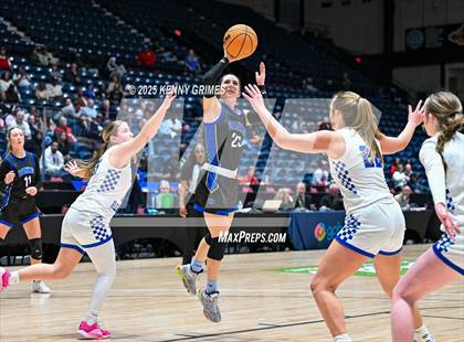 Thumbnail 2 in Fannin County vs. Banks County (GHSA A Division I Championship) photogallery.