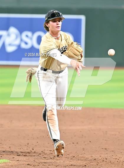 Thumbnail 3 in Basha vs. Perry (Chase Field) photogallery.
