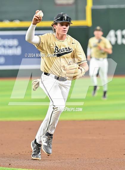 Thumbnail 3 in Basha vs. Perry (Chase Field) photogallery.