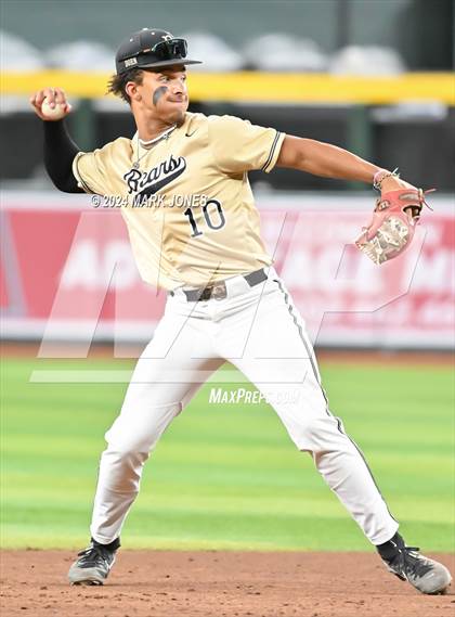 Thumbnail 3 in Basha vs. Perry (Chase Field) photogallery.