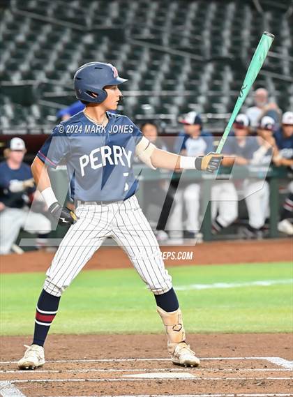 Thumbnail 3 in Basha vs. Perry (Chase Field) photogallery.