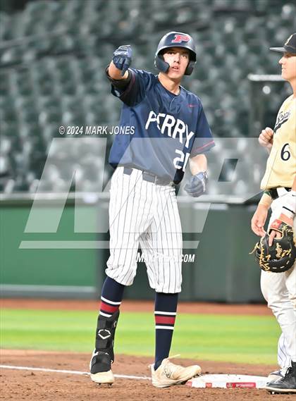 Thumbnail 2 in Basha vs. Perry (Chase Field) photogallery.