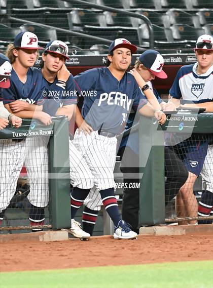 Thumbnail 2 in Basha vs. Perry (Chase Field) photogallery.
