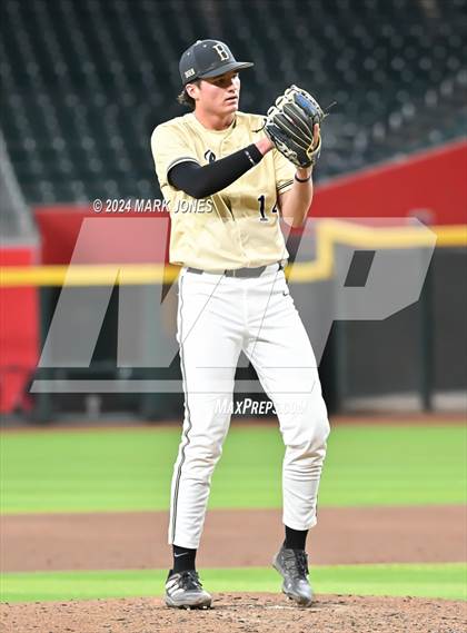 Thumbnail 3 in Basha vs. Perry (Chase Field) photogallery.