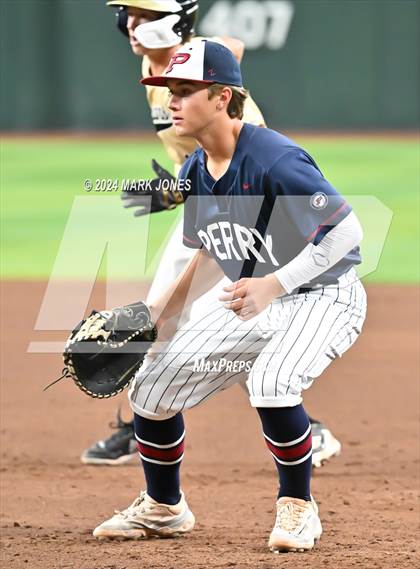 Thumbnail 3 in Basha vs. Perry (Chase Field) photogallery.