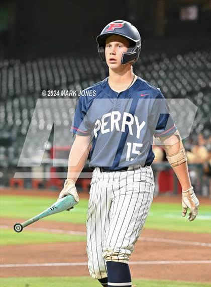 Thumbnail 3 in Basha vs. Perry (Chase Field) photogallery.