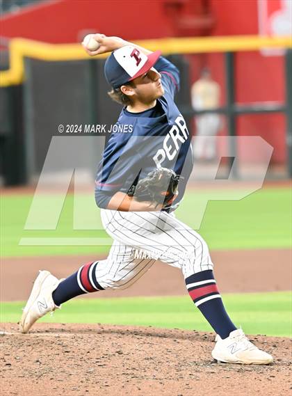 Thumbnail 3 in Basha vs. Perry (Chase Field) photogallery.