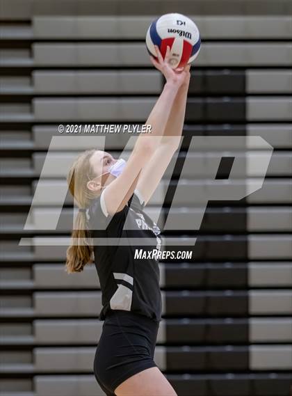 Thumbnail 2 in Cardinal Gibbons vs. Providence (NCHSAA 4A Finals) (1 of 2 - the game) photogallery.