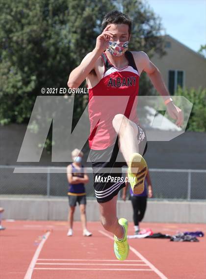 Thumbnail 1 in Pittsburg Relays (Long Jump) photogallery.