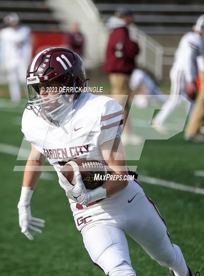 Thumbnail 2 in Garden City vs West Babylon (NYSPHSAA Division II Final) photogallery.