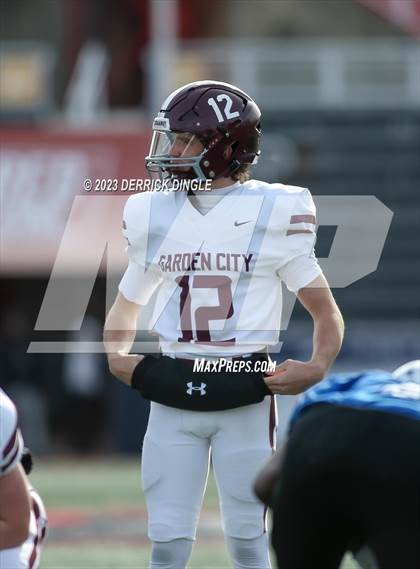 Thumbnail 1 in Garden City vs West Babylon (NYSPHSAA Division II Final) photogallery.