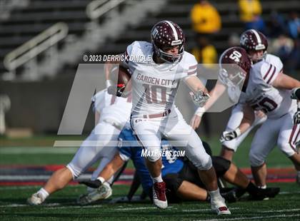 Thumbnail 3 in Garden City vs West Babylon (NYSPHSAA Division II Final) photogallery.