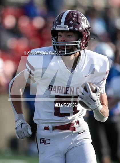 Thumbnail 2 in Garden City vs West Babylon (NYSPHSAA Division II Final) photogallery.
