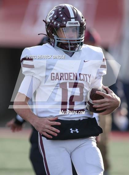 Thumbnail 1 in Garden City vs West Babylon (NYSPHSAA Division II Final) photogallery.