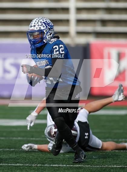 Thumbnail 1 in Garden City vs West Babylon (NYSPHSAA Division II Final) photogallery.