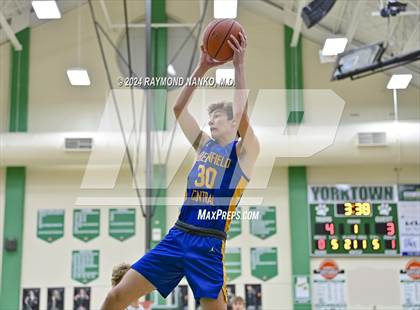 Thumbnail 3 in Greenfield-Central @ Yorktown  photogallery.