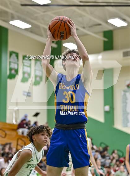 Thumbnail 2 in Greenfield-Central @ Yorktown  photogallery.