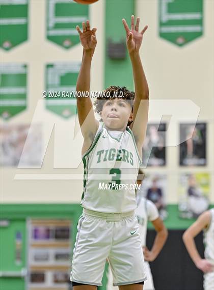 Thumbnail 1 in Greenfield-Central @ Yorktown  photogallery.