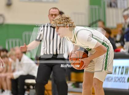 Thumbnail 2 in Greenfield-Central @ Yorktown  photogallery.