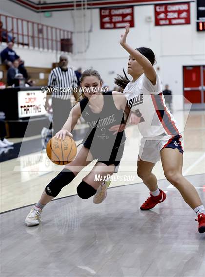 Thumbnail 1 in Flintridge Prep vs. La Salle photogallery.
