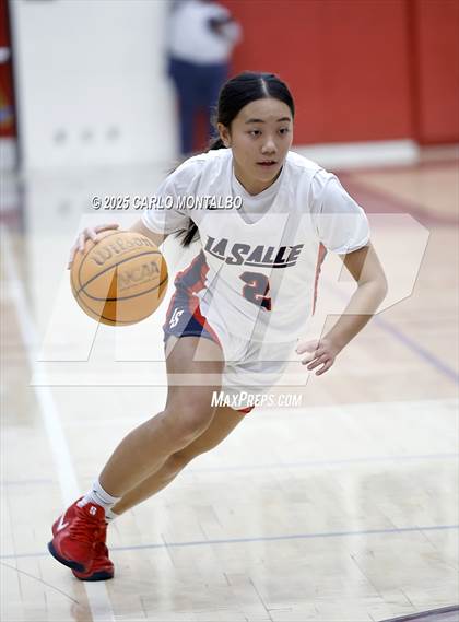 Thumbnail 2 in Flintridge Prep vs. La Salle photogallery.