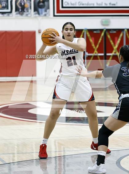 Thumbnail 2 in Flintridge Prep vs. La Salle photogallery.