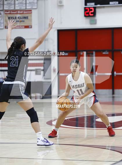Thumbnail 2 in Flintridge Prep vs. La Salle photogallery.