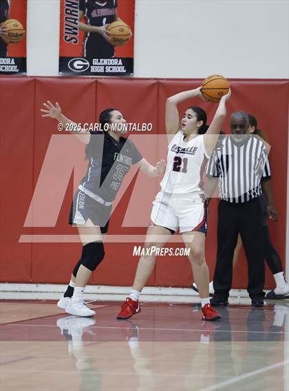 Thumbnail 1 in Flintridge Prep vs. La Salle photogallery.