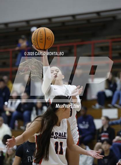 Thumbnail 1 in Flintridge Prep vs. La Salle photogallery.
